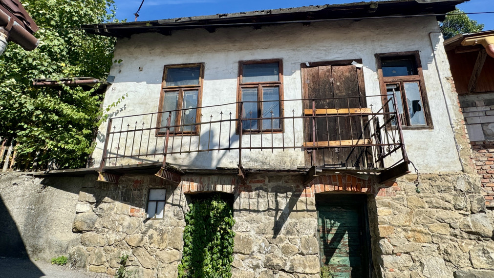 Domček v Budatíne - garáž, chatka alebo komerčný priestor