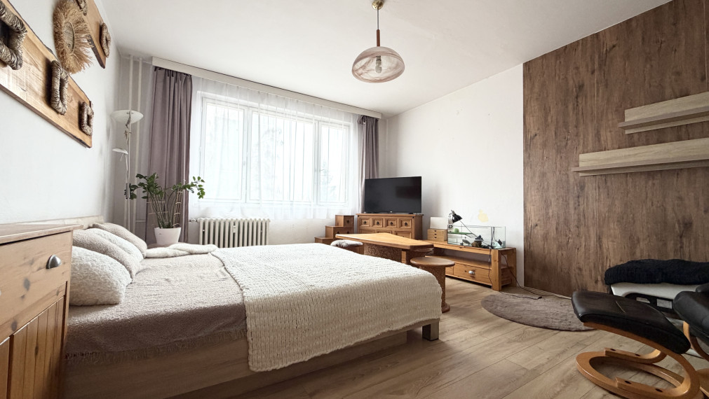 Priestranný 3i byt  - Hájik