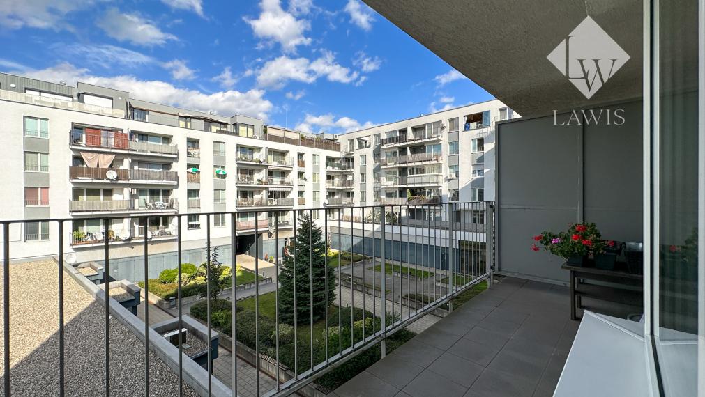 Slnečný 3i byt s terasou a garážovým státim