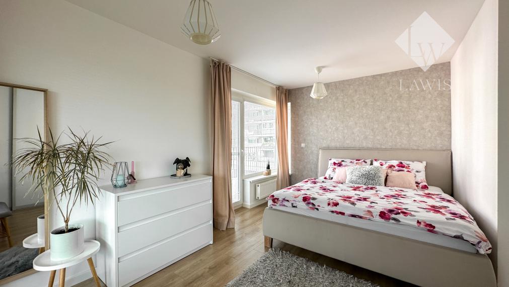 Slnečný 3i byt s terasou a garážovým státim