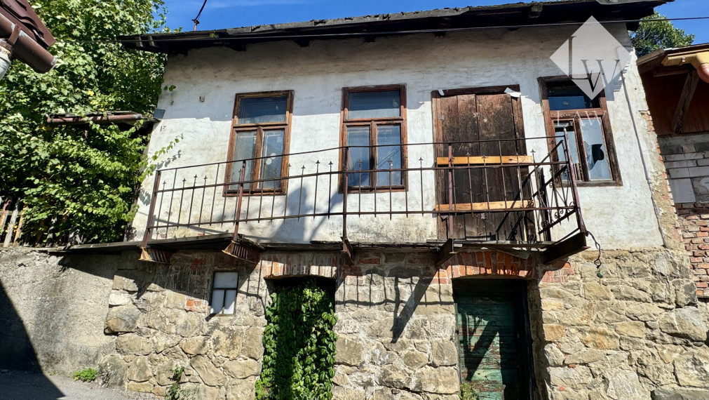 Domček v Budatíne - garáž, chatka alebo komerčný priestor