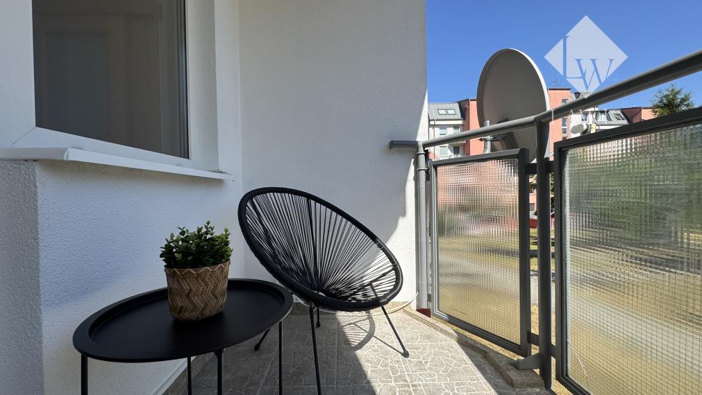 Novozrekonštruovaný, priestranný byt so šatníkom - Hájik