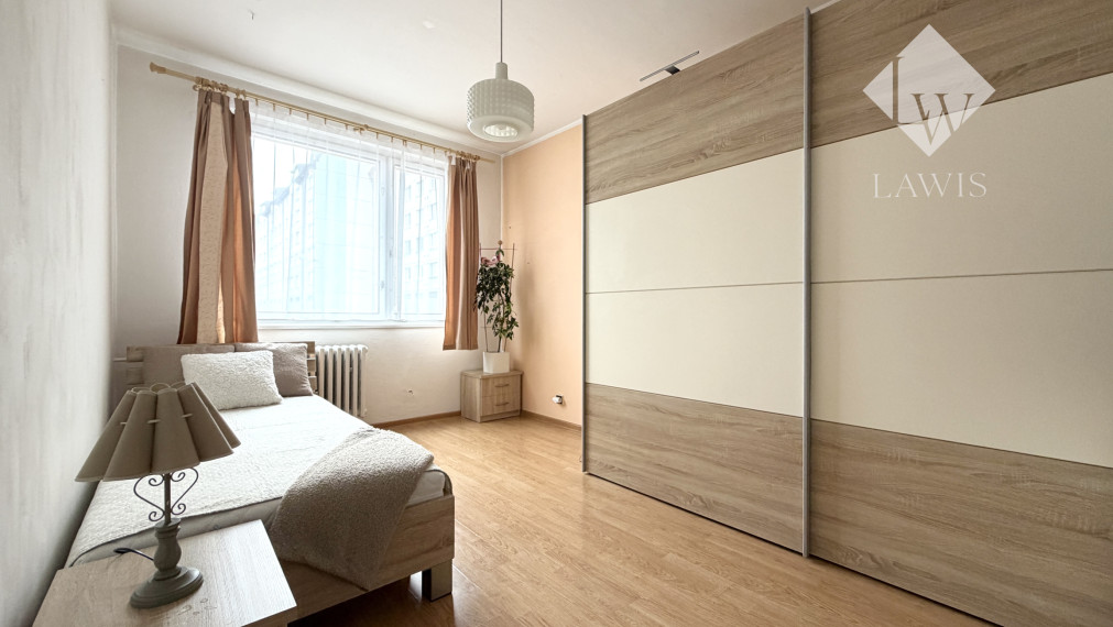 Priestranný 3i byt  - Hájik