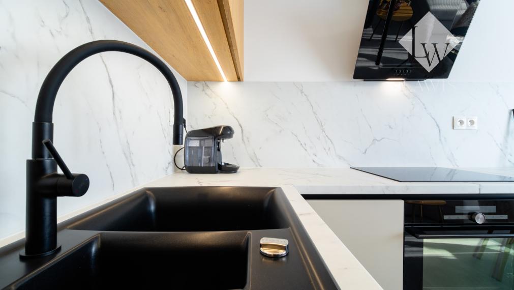 Čerstvo zrekonštruovaný 3kk s parkovacím miestom