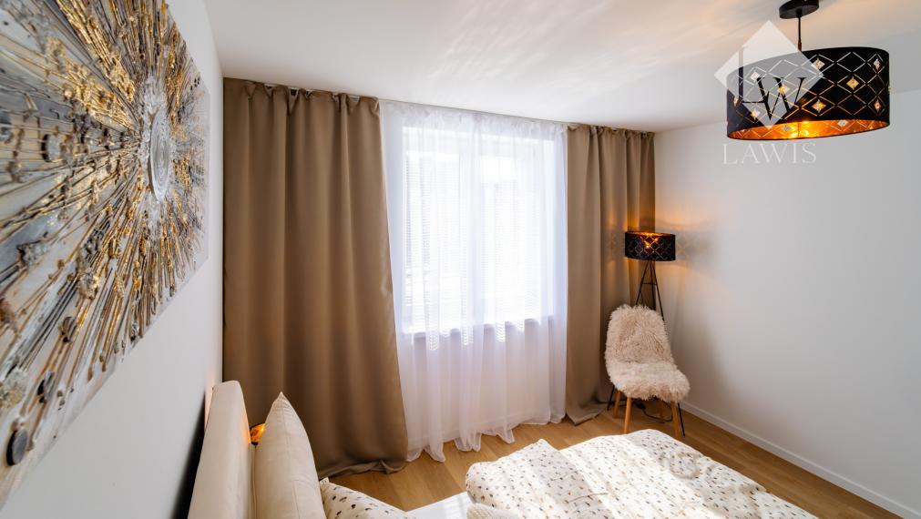 Nový 3-izbový byt v centre s parkovaním