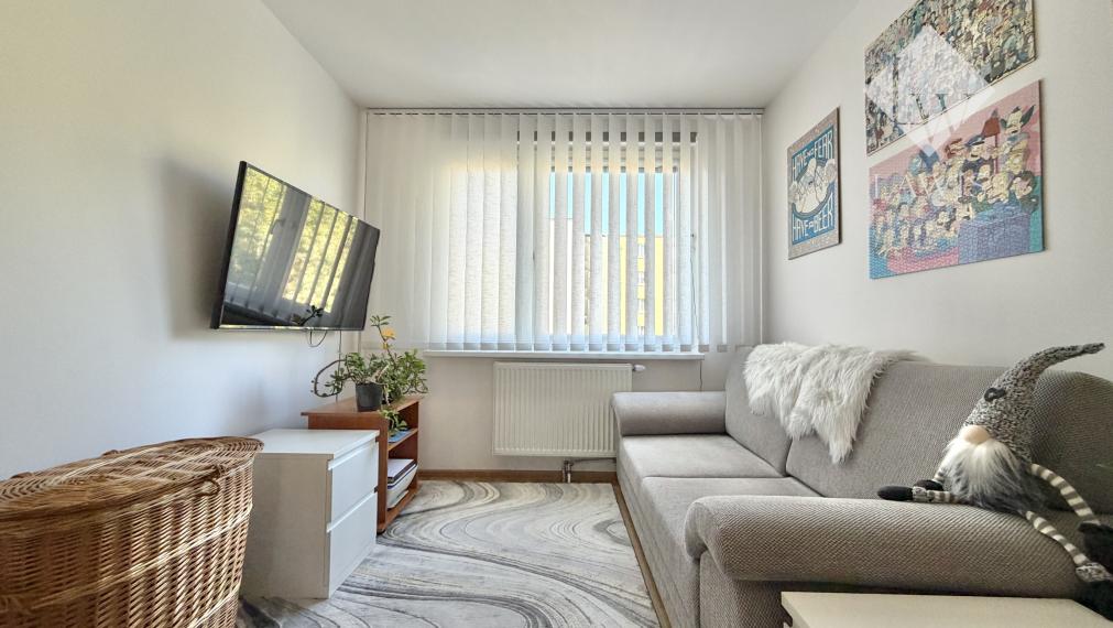 Moderne zariadený 3-izbový byt | Šatník | Presklená lodžia