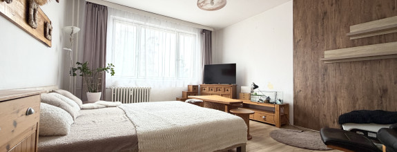 Priestranný 3i byt  - Hájik