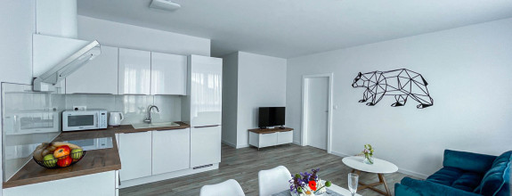 Kompletne zariadený 3-i byt v novostavbe URSUS s parkovaním