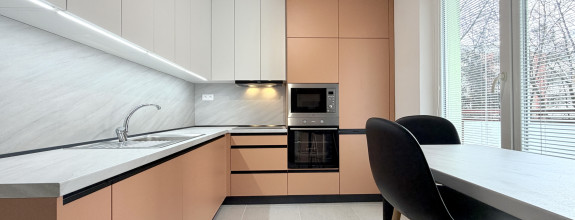 Novozrekonštruovaný, svetlý 2i byt BULVÁR