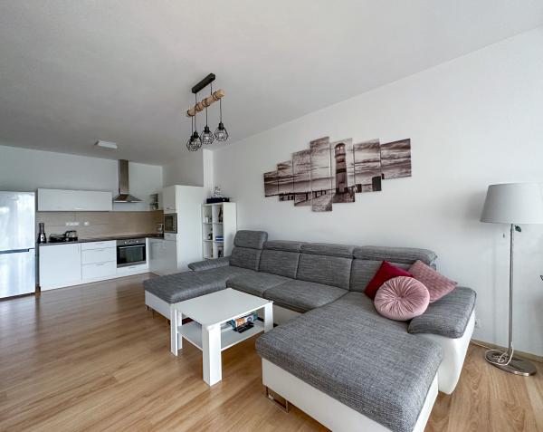 Priestranný 2i byt, EUROHOME