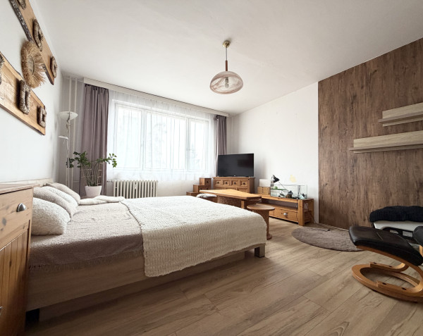 Priestranný 3i byt  - Hájik