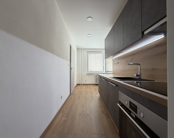 Veľkorysý 3-izbový byt 82 m2| Šatník | Rekonštrukcia